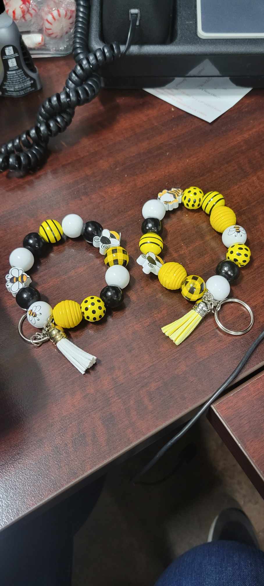 bee beaded keyring bracelet