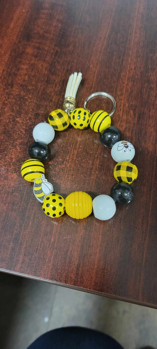 bee beaded keyring bracelet